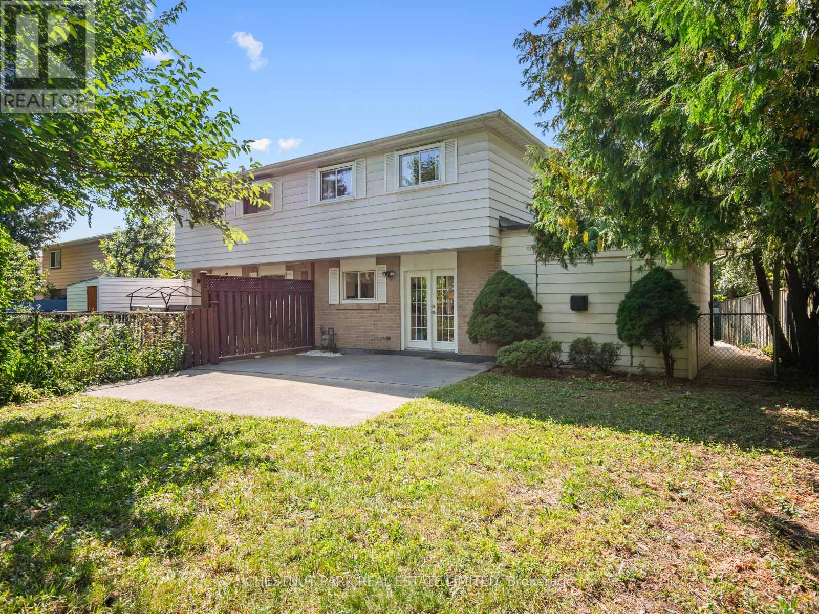 284 Hollyberry Trail, Toronto, Ontario  M2H 2P4 - Photo 31 - C12421203
