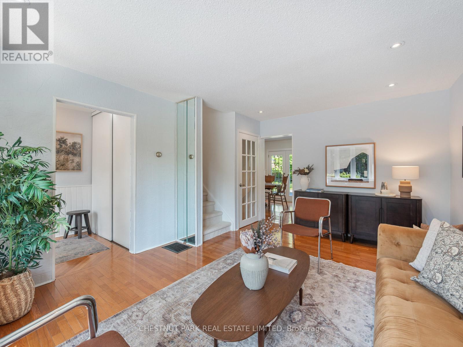 284 Hollyberry Trail, Toronto, Ontario  M2H 2P4 - Photo 6 - C12421203