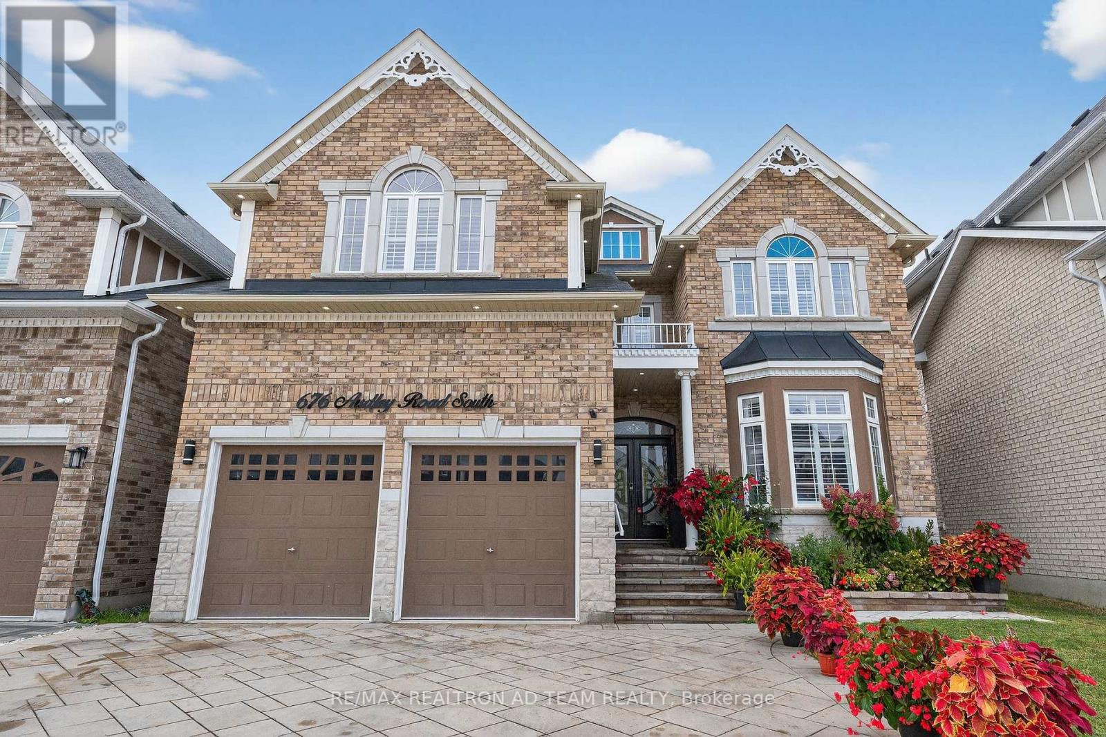 676 Audley Road S, Ajax, Ontario  L1Z 0T6 - Photo 1 - E12421205