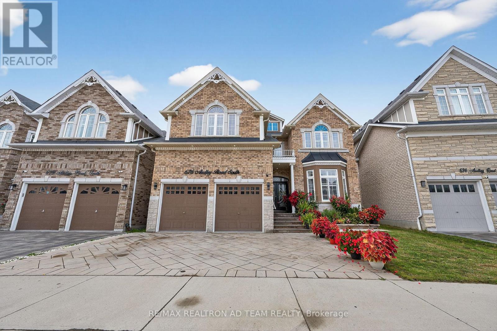 676 Audley Road S, Ajax, Ontario  L1Z 0T6 - Photo 2 - E12421205
