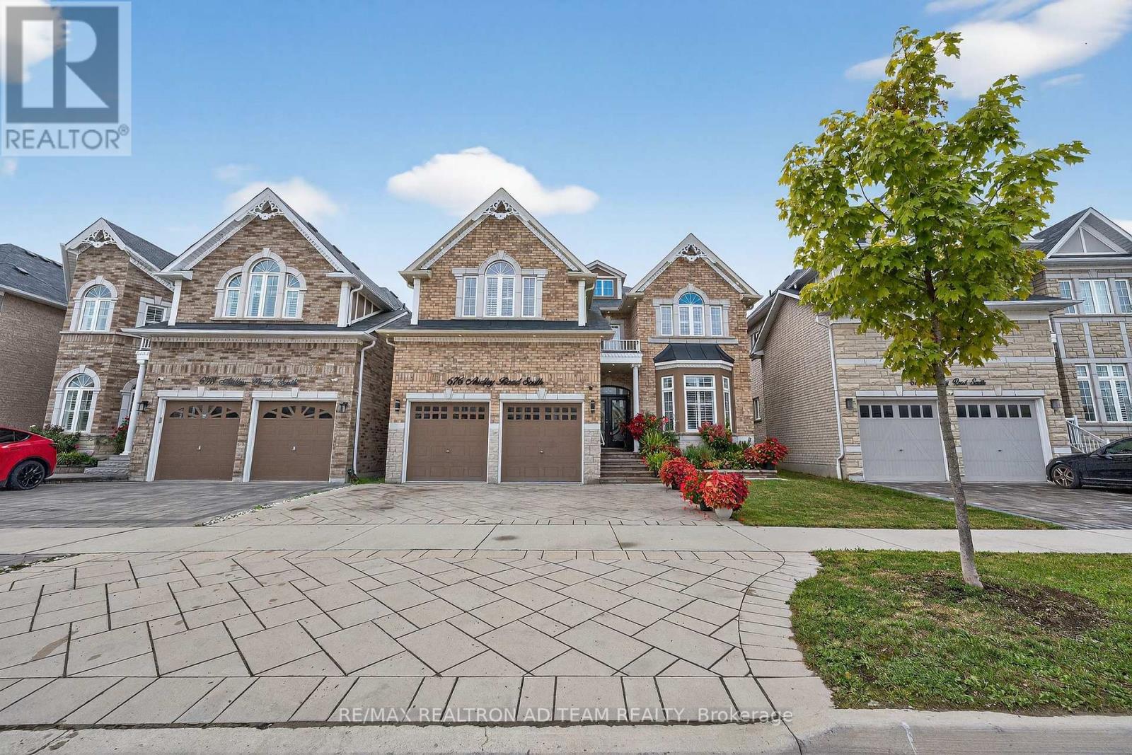 676 Audley Road S, Ajax, Ontario  L1Z 0T6 - Photo 3 - E12421205