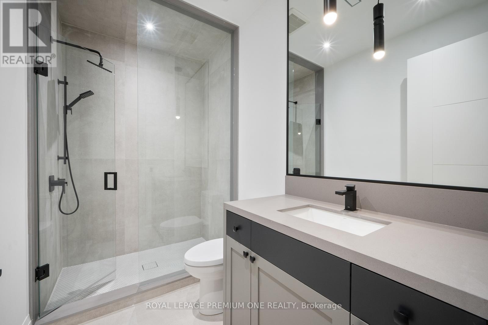 683 Glencairn Avenue, Toronto, Ontario  M6B 1Z8 - Photo 23 - C12419151