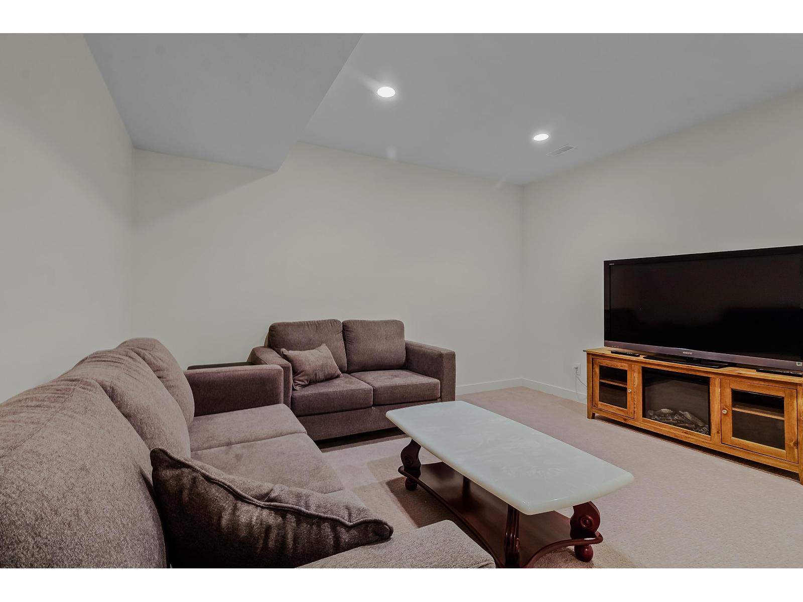 27155 35b Avenue, Langley, British Columbia  V4W 0C3 - Photo 30 - R3051130