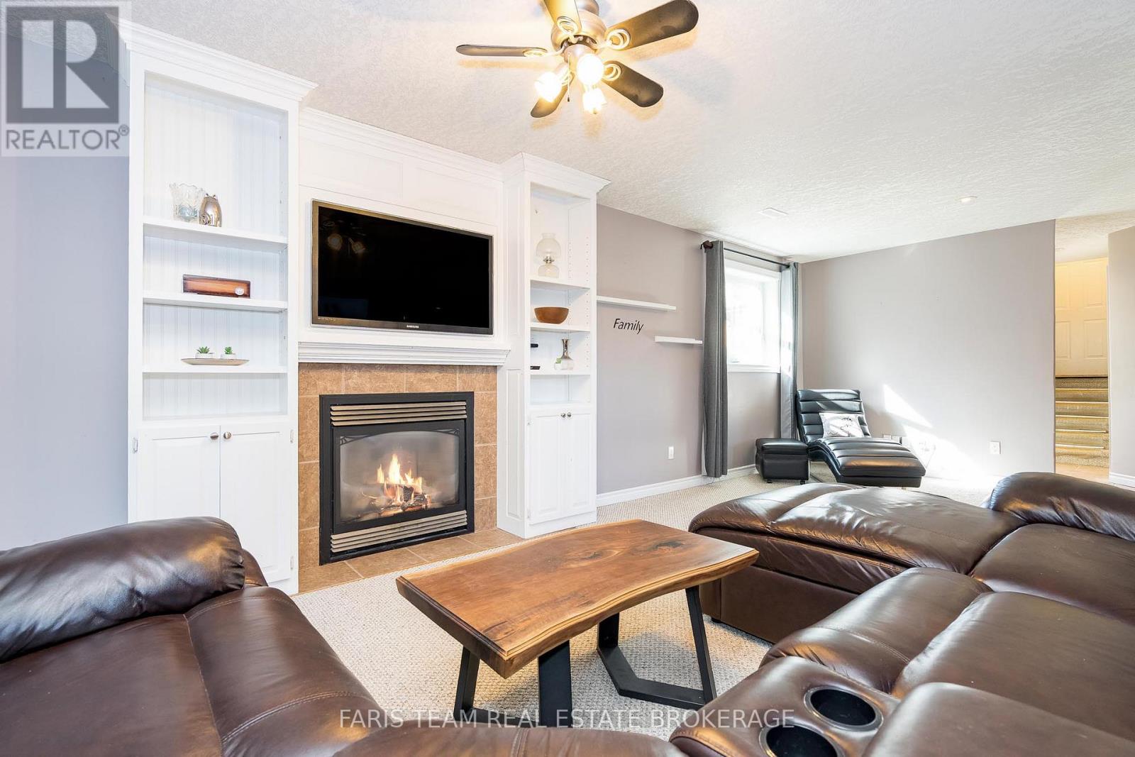 24 Parr Boulevard, Springwater, Ontario  L0M 1T2 - Photo 26 - S12421188