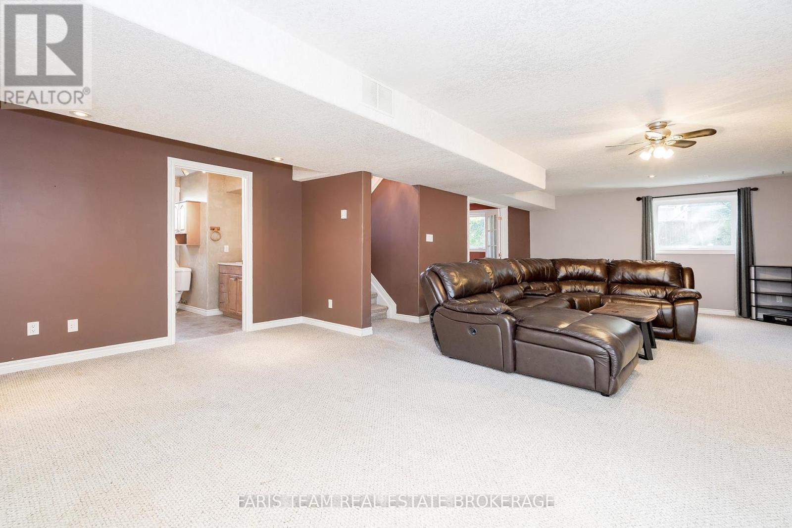 24 Parr Boulevard, Springwater, Ontario  L0M 1T2 - Photo 27 - S12421188