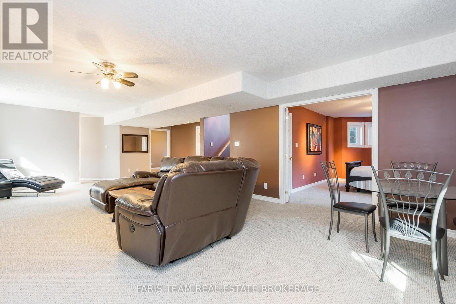 24 Parr Boulevard, Springwater, Ontario  L0M 1T2 - Photo 28 - S12421188