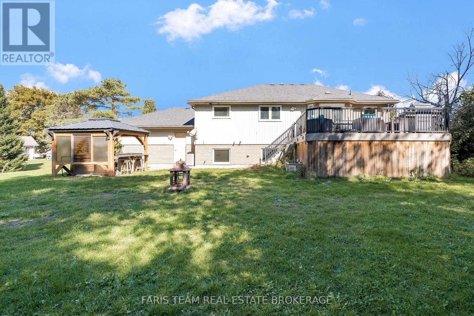 24 Parr Boulevard, Springwater, Ontario  L0M 1T2 - Photo 44 - S12421188
