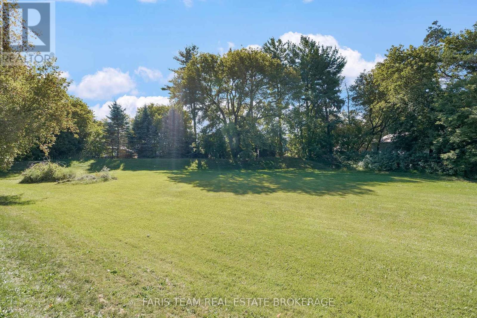 24 Parr Boulevard, Springwater, Ontario  L0M 1T2 - Photo 46 - S12421188