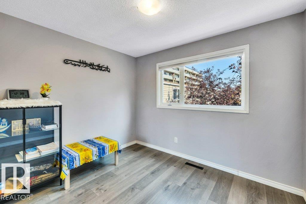 169 Royal Rd Nw, Edmonton, Alberta  T6J 2E7 - Photo 24 - E4459055