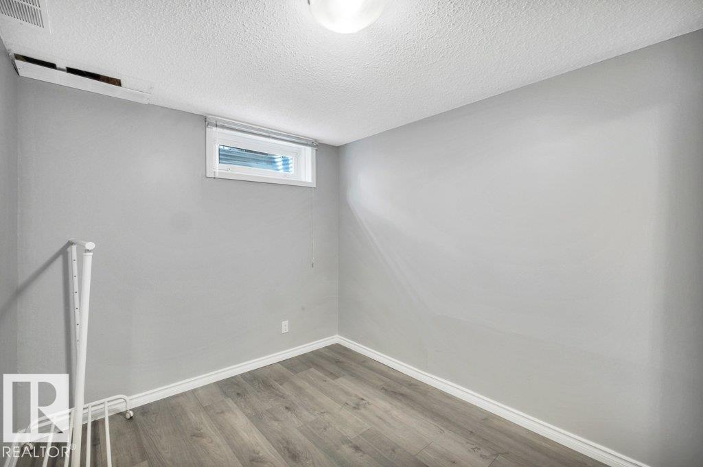 169 Royal Rd Nw, Edmonton, Alberta  T6J 2E7 - Photo 32 - E4459055