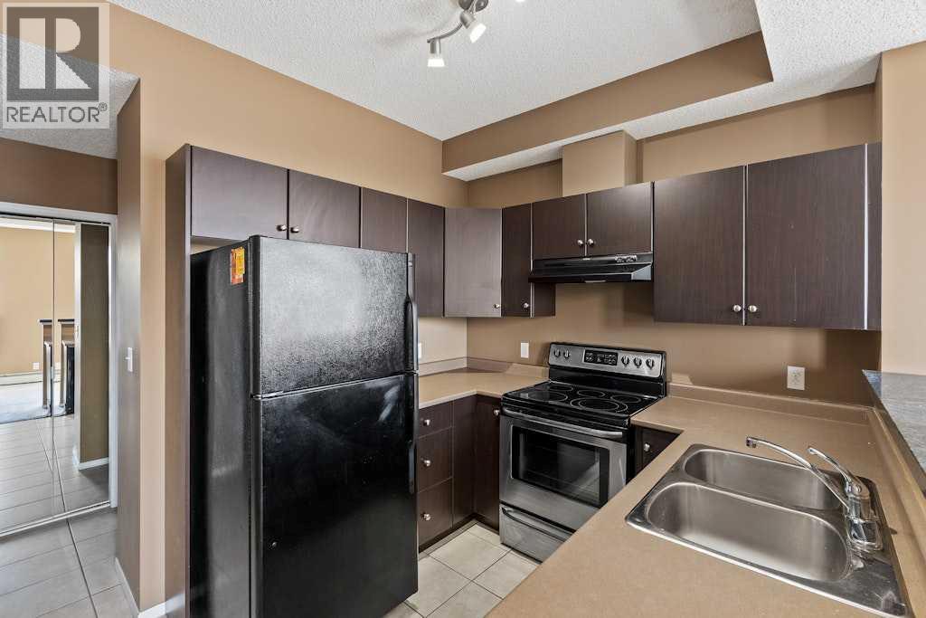 2010, 1053 10 Street Sw, Calgary, Alberta  T2R 1S6 - Photo 7 - A2242899