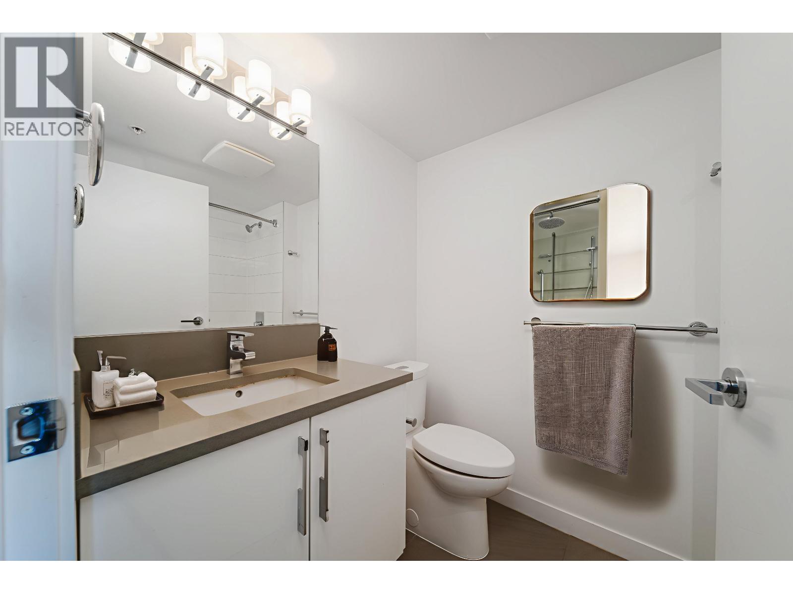 18 7039 Macpherson Avenue, Burnaby, British Columbia  V5J 4N4 - Photo 19 - R3051085