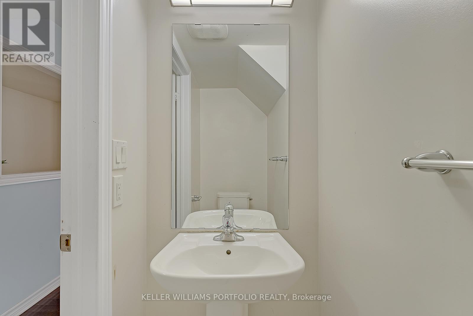 13 - 200 Veterans Drive, Brampton, Ontario  L7A 4S6 - Photo 13 - W12421180