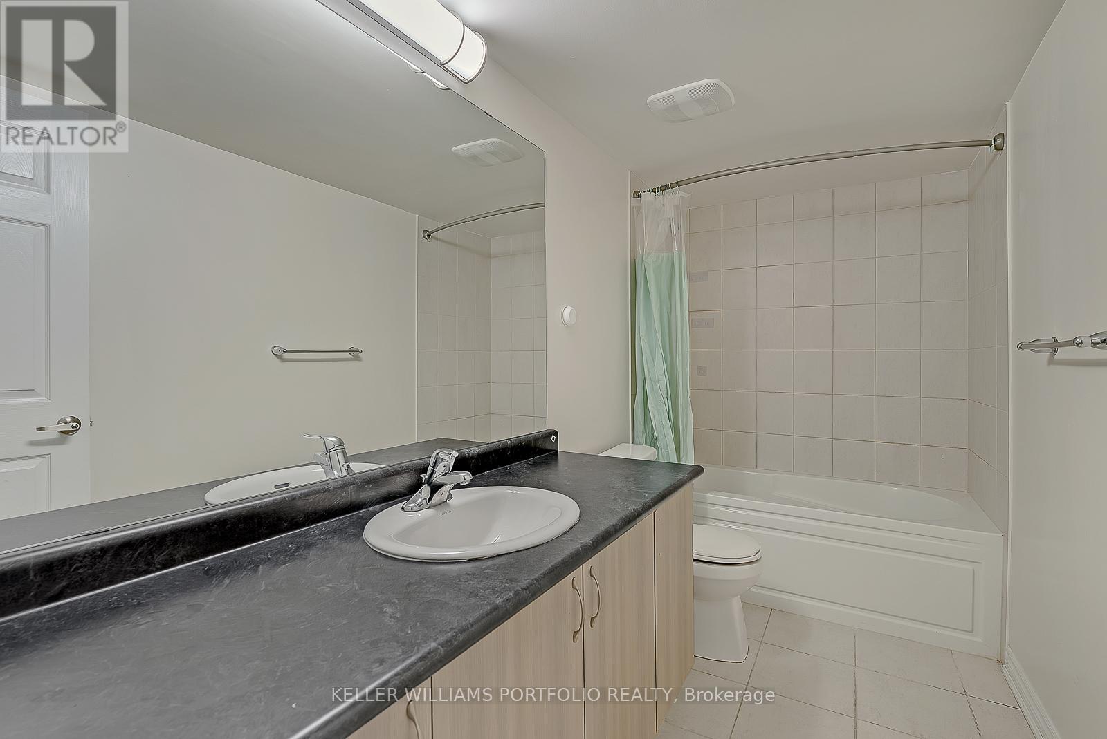 13 - 200 Veterans Drive, Brampton, Ontario  L7A 4S6 - Photo 20 - W12421180