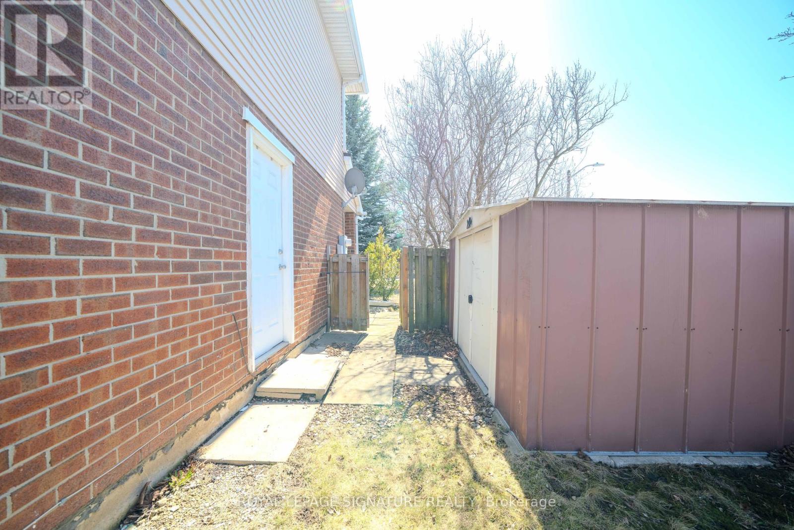 2 Summertime Court, Brampton, Ontario  L6Z 2B4 - Photo 27 - W12421223