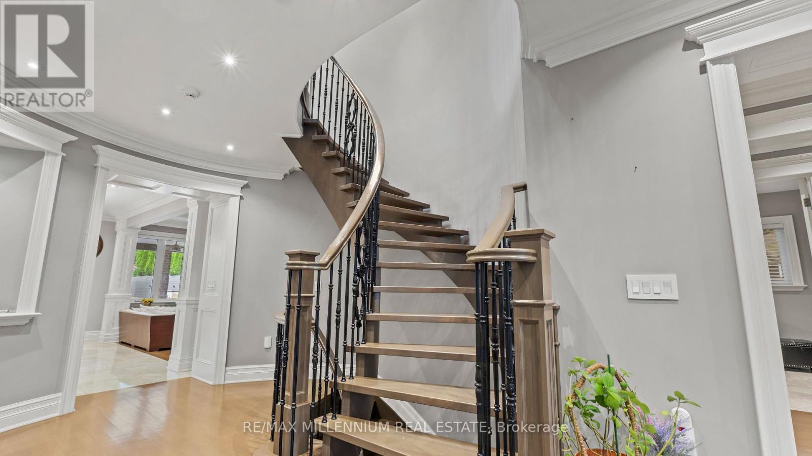 6839 Early Settler Row, Mississauga, Ontario  L5W 1J5 - Photo 25 - W12421231