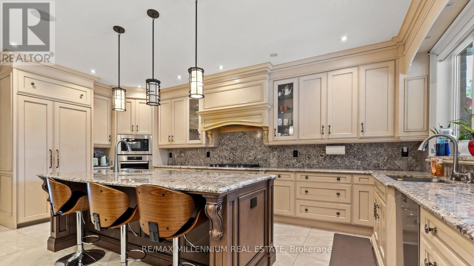 6839 Early Settler Row, Mississauga, Ontario  L5W 1J5 - Photo 28 - W12421231