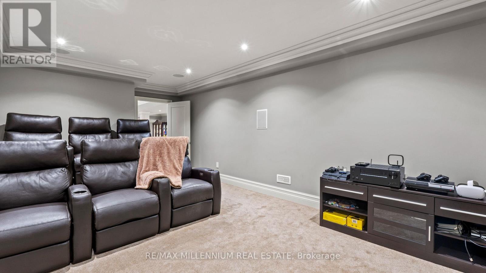 6839 Early Settler Row, Mississauga, Ontario  L5W 1J5 - Photo 42 - W12421231