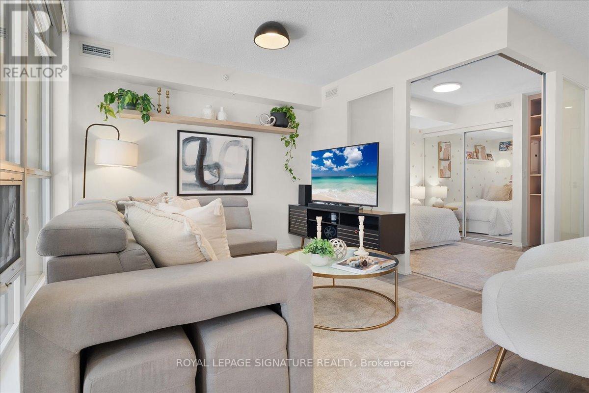 320 - 830 Lawrence Avenue W, Toronto, Ontario  M6A 0B6 - Photo 8 - W12421234