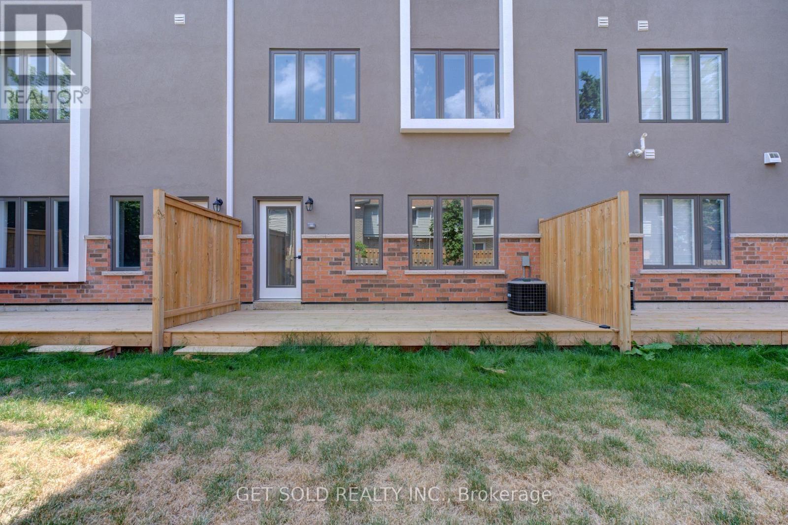 3 - 6701 Thorold Stone Road, Niagara Falls, Ontario  L2J 1B3 - Photo 4 - X12421202