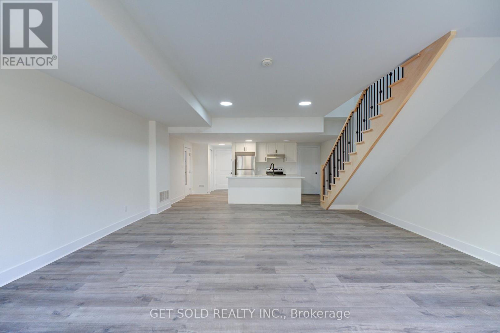 4 - 6701 Thorold Stone Road, Niagara Falls, Ontario  L2J 1B3 - Photo 4 - X12421210