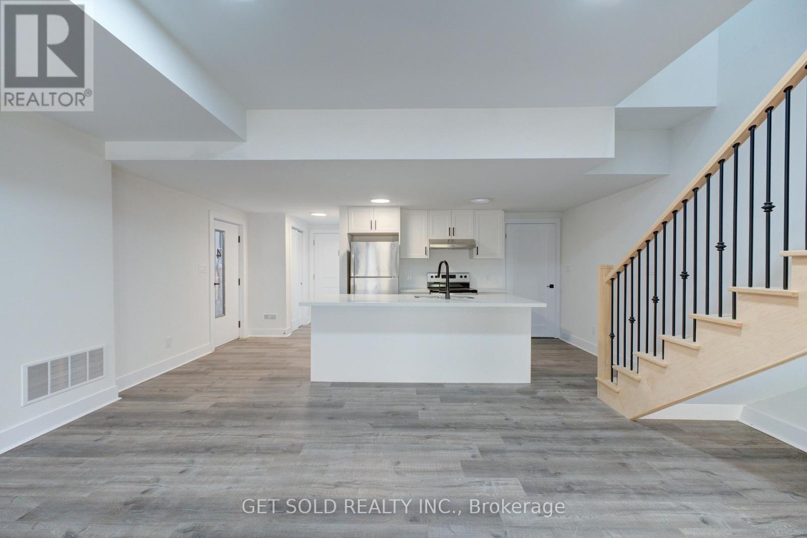 4 - 6701 Thorold Stone Road, Niagara Falls, Ontario  L2J 1B3 - Photo 5 - X12421210