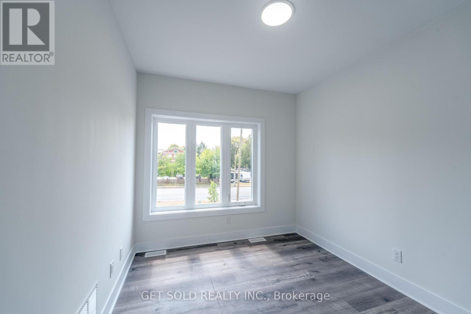 6 - 6701 Thorold Stone Road, Niagara Falls, Ontario  L2J 1B3 - Photo 11 - X12421225