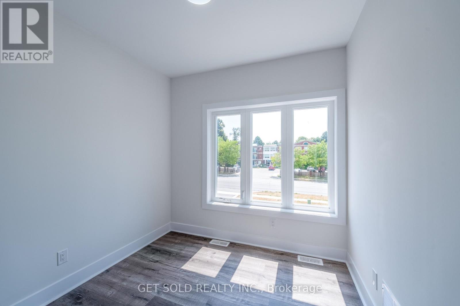 6 - 6701 Thorold Stone Road, Niagara Falls, Ontario  L2J 1B3 - Photo 13 - X12421225
