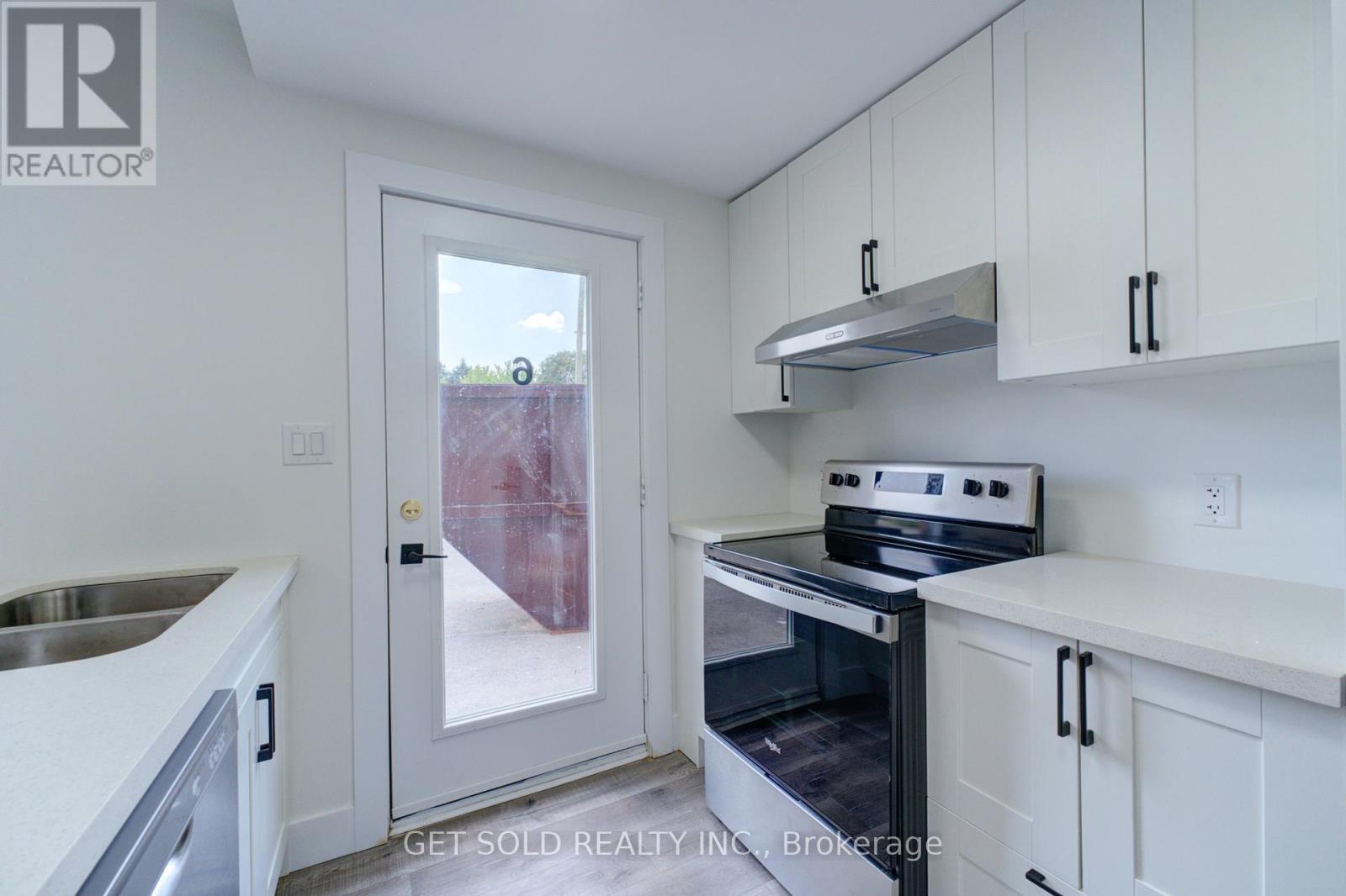 6 - 6701 Thorold Stone Road, Niagara Falls, Ontario  L2J 1B3 - Photo 8 - X12421225