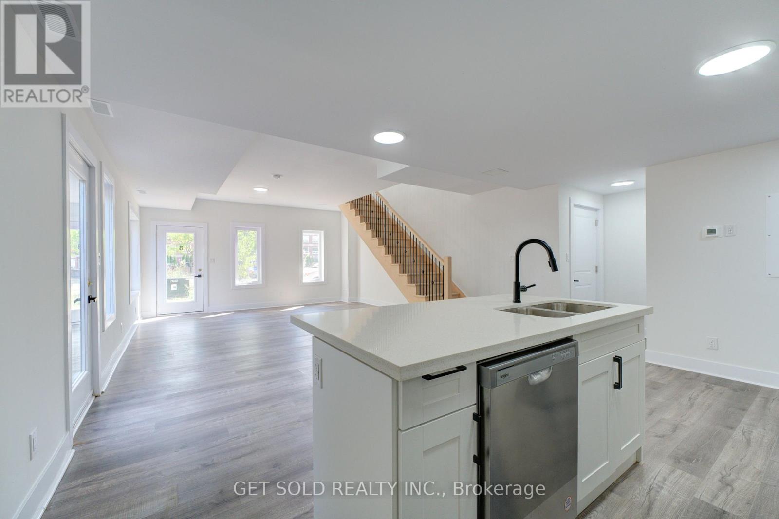 8 - 6701 Thorold Stone Road, Niagara Falls, Ontario  L2J 1B3 - Photo 8 - X12421237