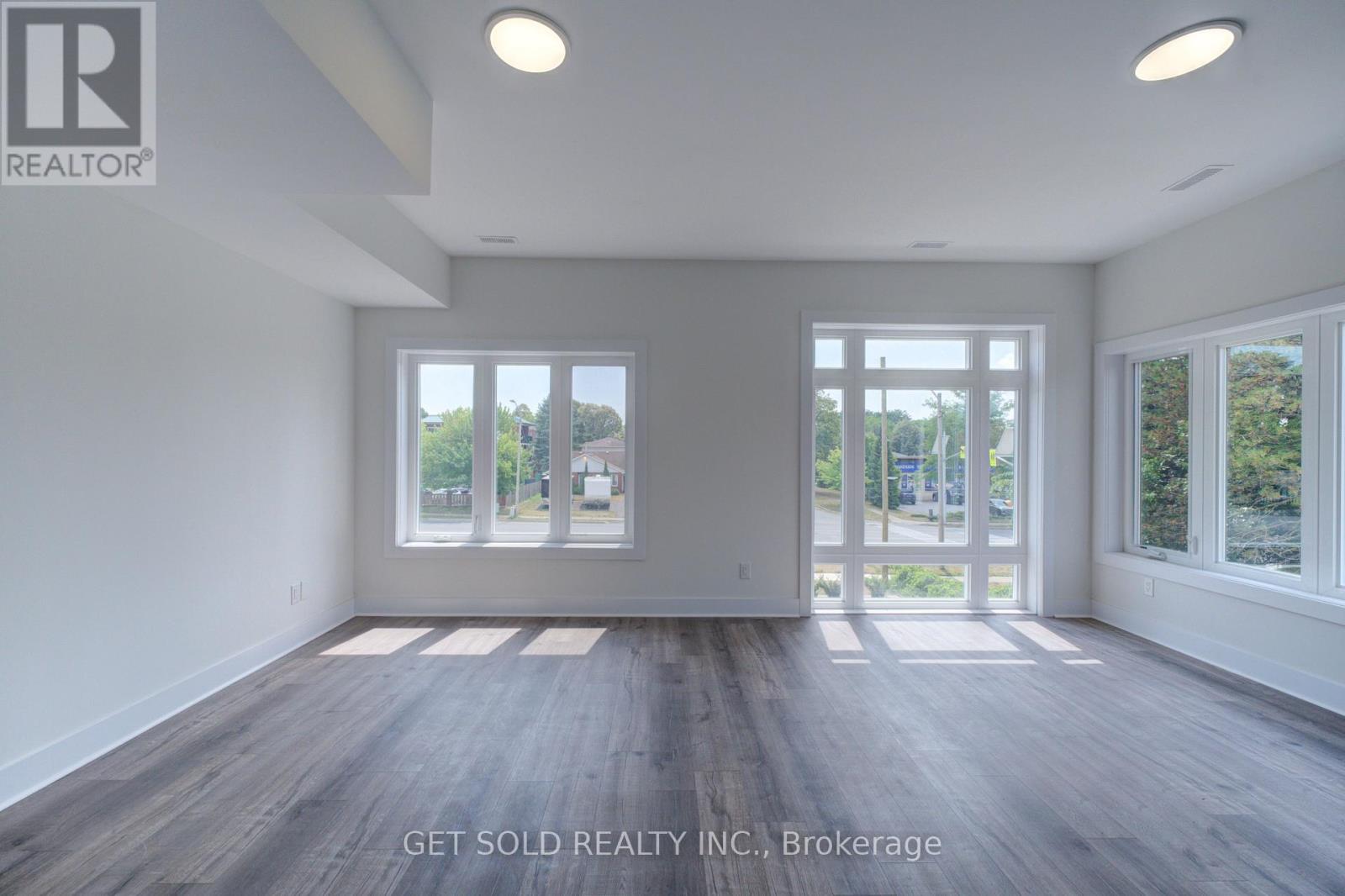 9 - 6701 Thorold Stone Road, Niagara Falls, Ontario  L2J 1B3 - Photo 11 - X12421243