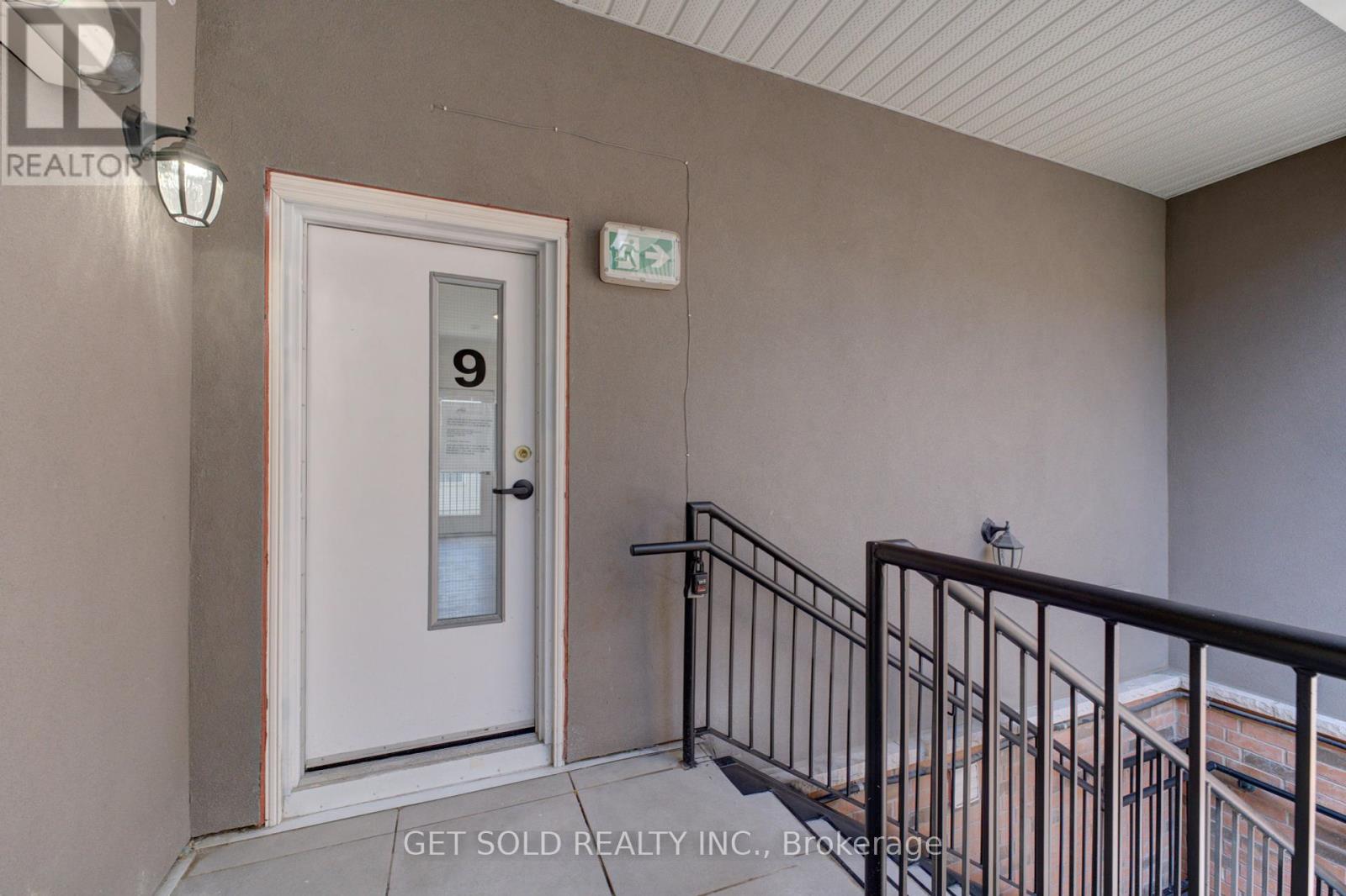 9 - 6701 Thorold Stone Road, Niagara Falls, Ontario  L2J 1B3 - Photo 4 - X12421243