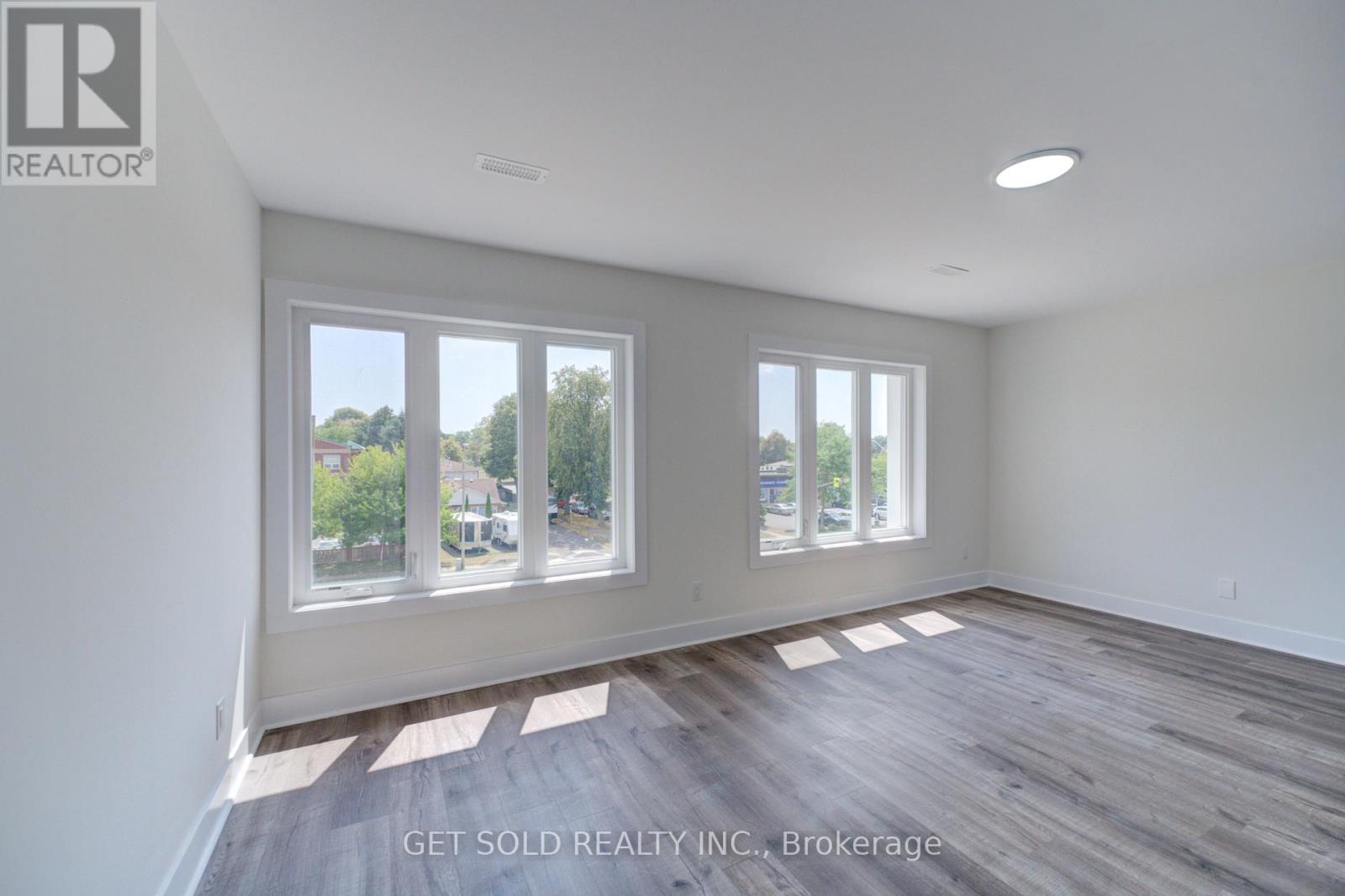 10 - 6701 Thorold Stone Road, Niagara Falls, Ontario  L2J 1B3 - Photo 11 - X12421249