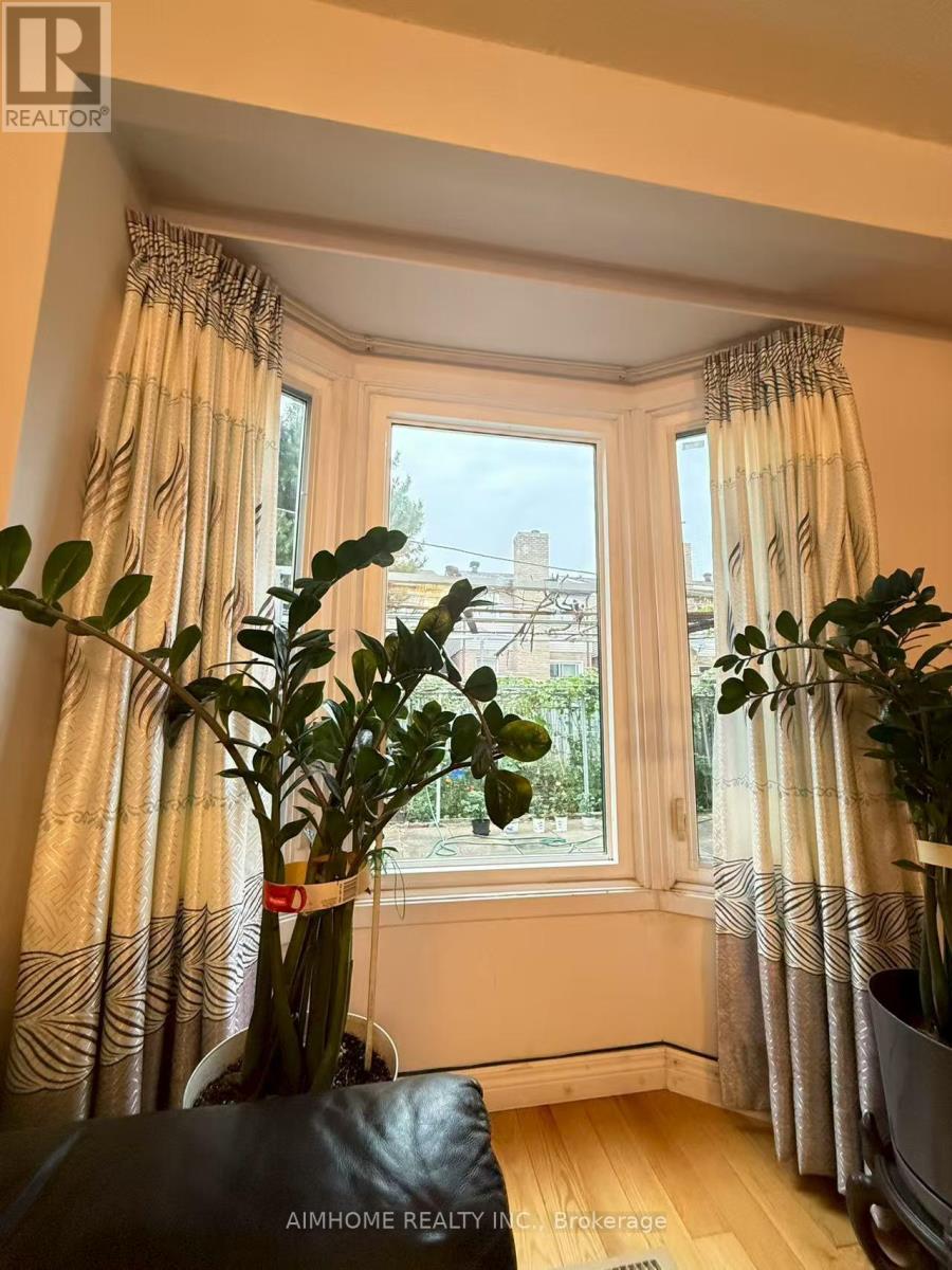 42 Sandyhook Square, Toronto, Ontario  M1W 3N5 - Photo 7 - E12354023