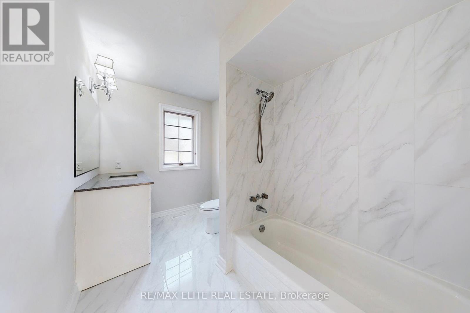 61 Beaufort Hills Road, Richmond Hill, Ontario  L4E 2N3 - Photo 21 - N12421130
