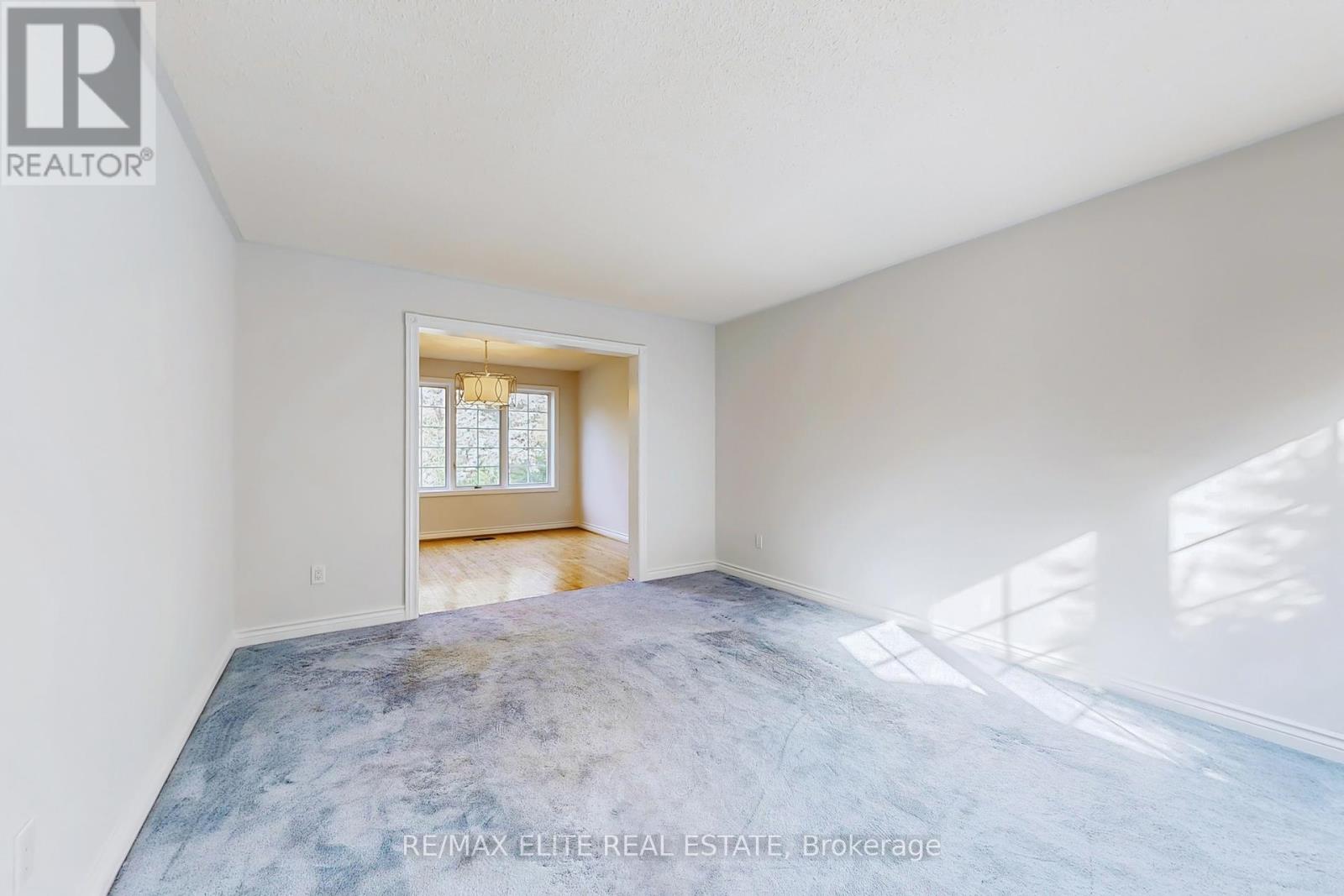 61 Beaufort Hills Road, Richmond Hill, Ontario  L4E 2N3 - Photo 6 - N12421130