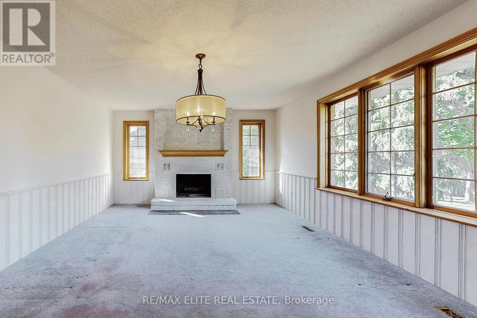 61 Beaufort Hills Road, Richmond Hill, Ontario  L4E 2N3 - Photo 4 - N12421130