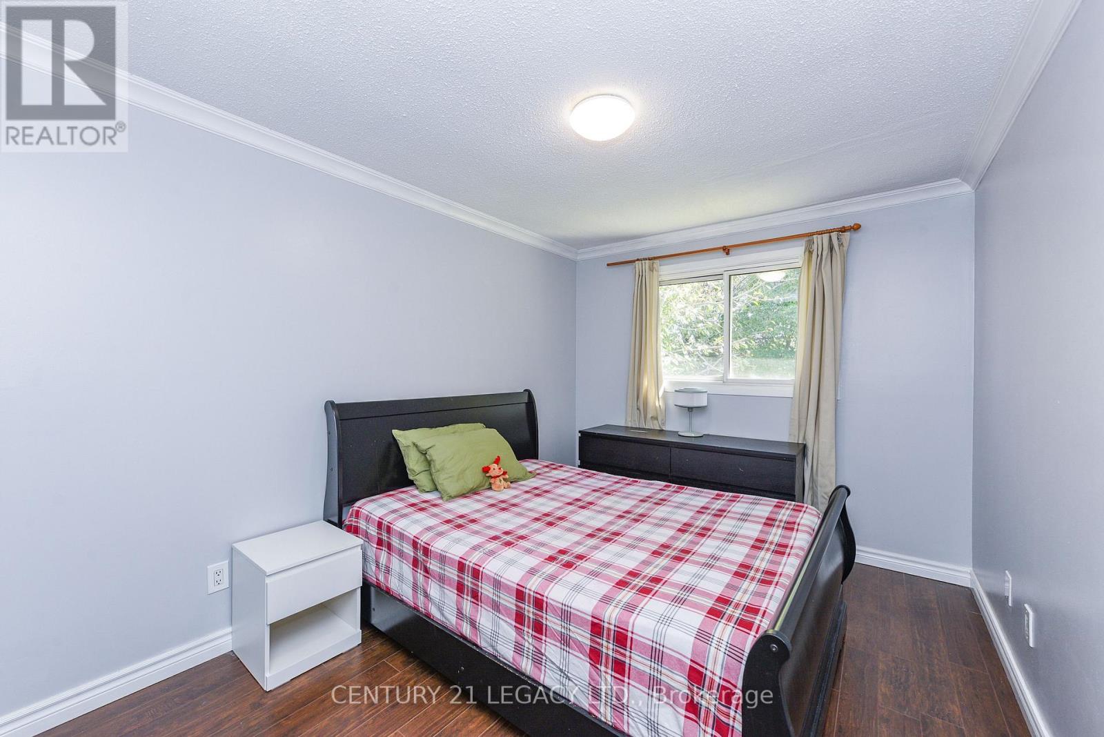 11 Bruce Beer Drive, Brampton, Ontario  L6V 2W7 - Photo 24 - W12421228