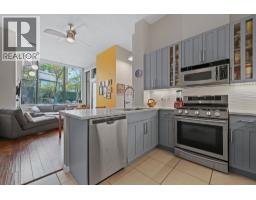 103 170 W 1ST STREET, North Vancouver, British Columbia