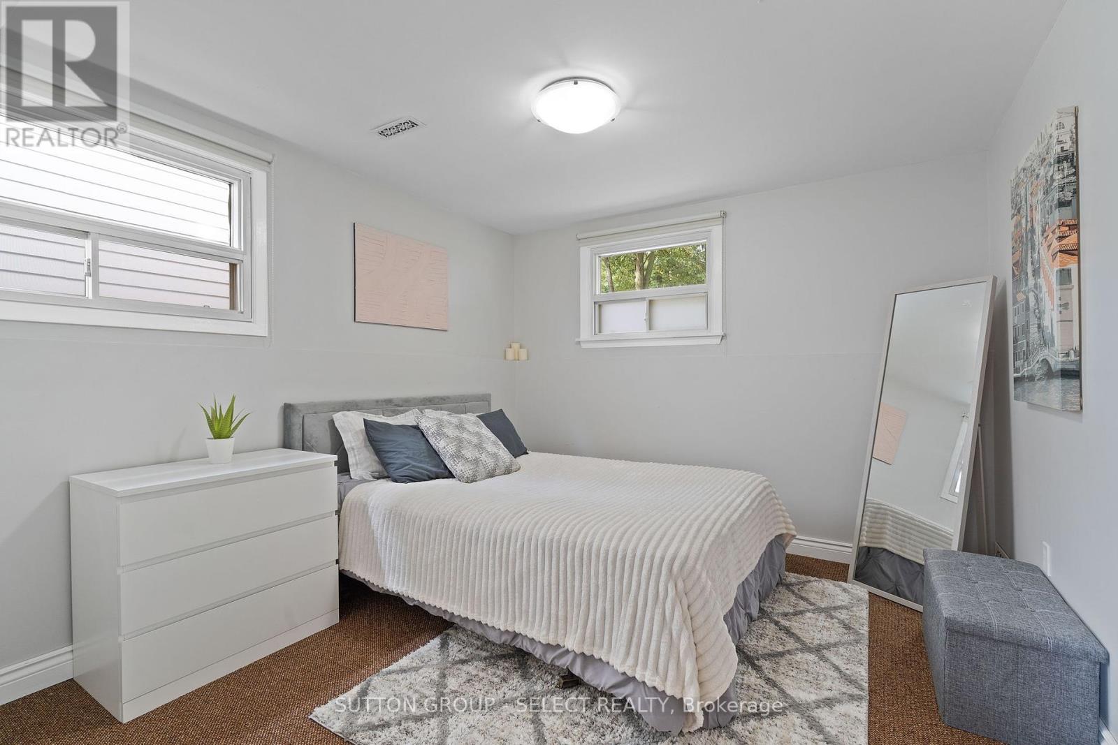 12 Kinburn Crescent, London South, Ontario  N6E 1J2 - Photo 28 - X12421439