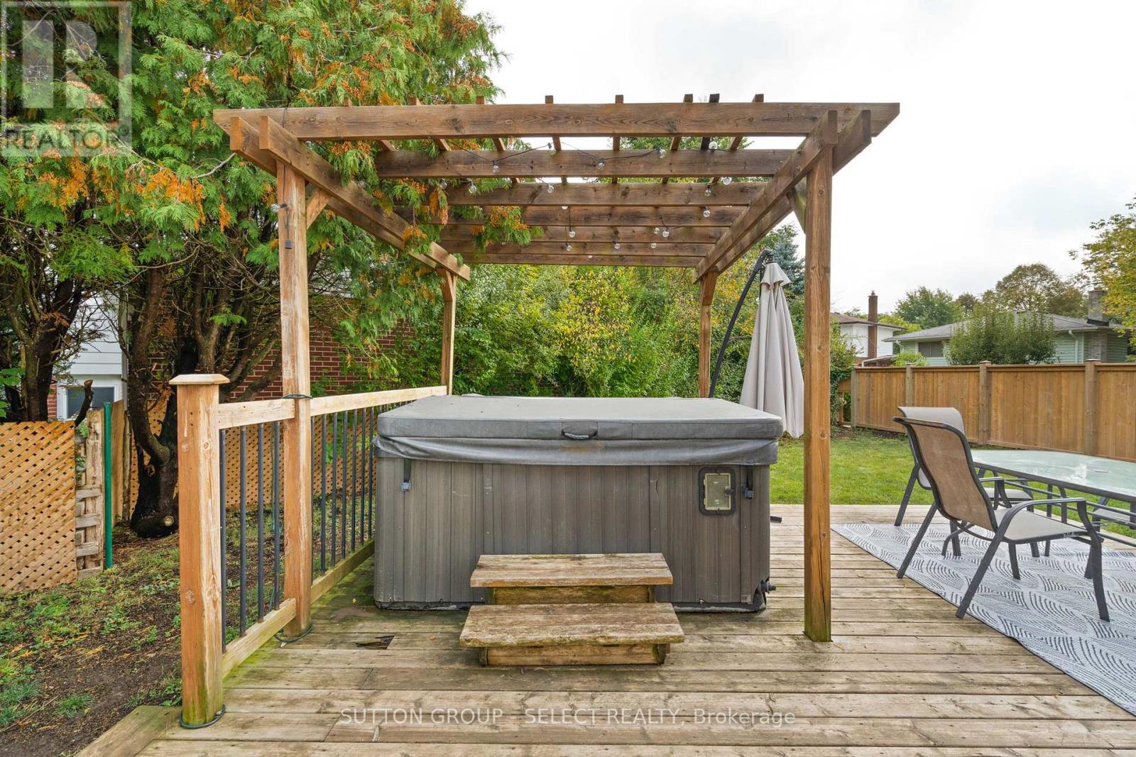 12 Kinburn Crescent, London South, Ontario  N6E 1J2 - Photo 39 - X12421439