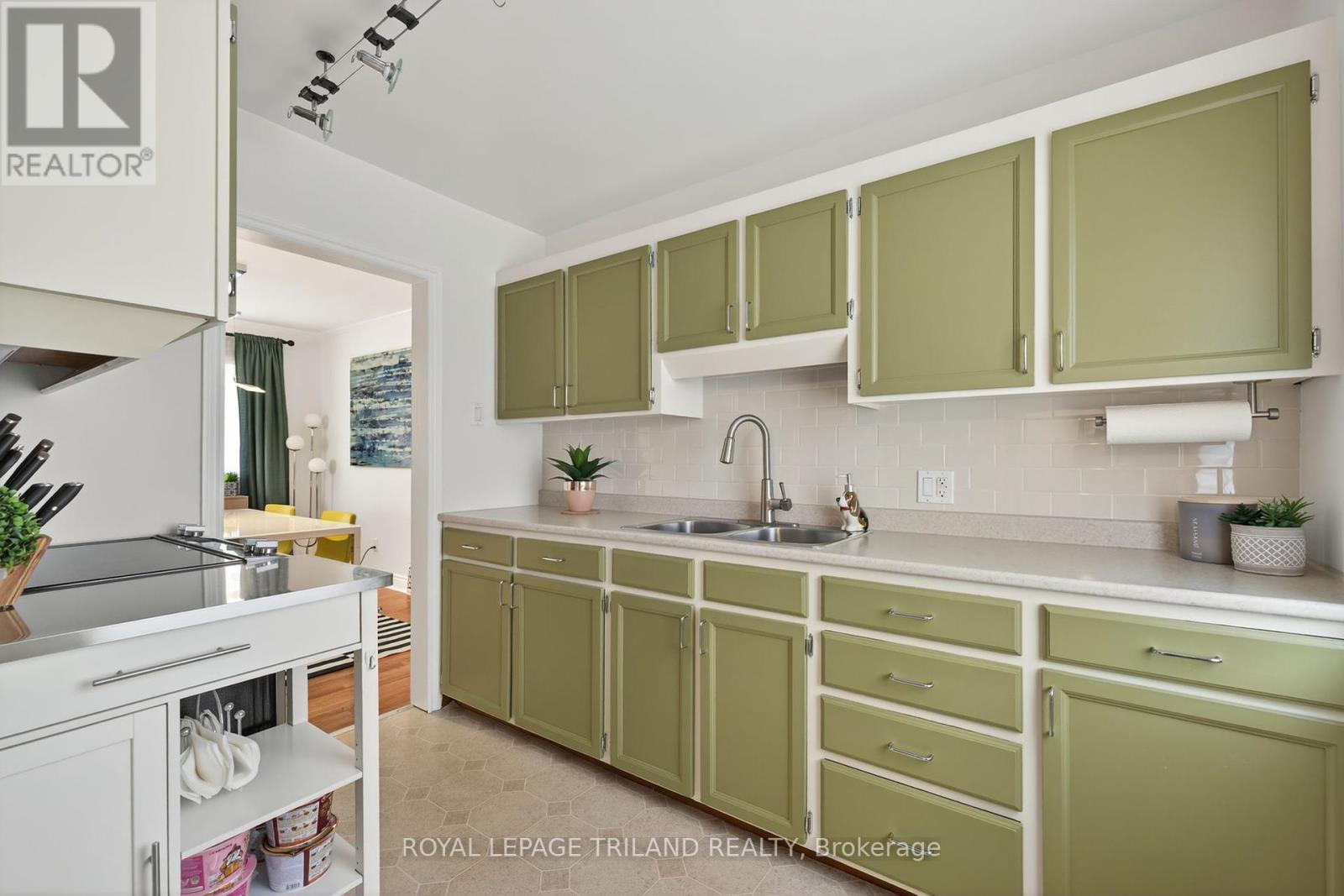 1345 Langmuir Avenue, London East, Ontario  N5W 2G5 - Photo 12 - X12421441