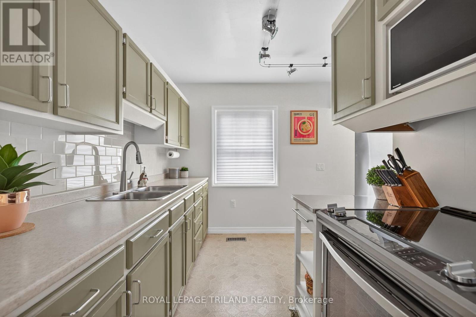 1345 Langmuir Avenue, London East, Ontario  N5W 2G5 - Photo 14 - X12421441