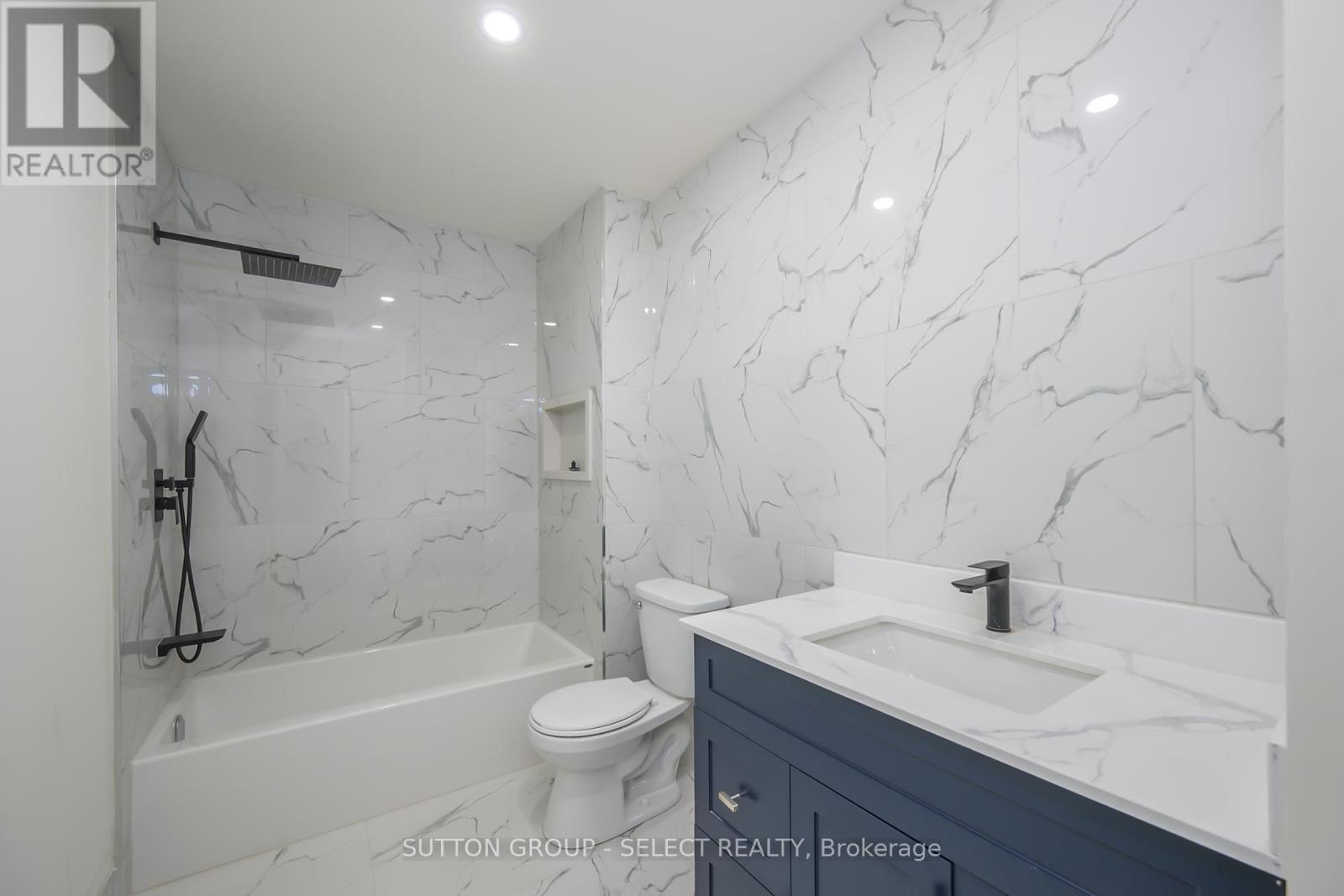 4 Aldersbrook Crescent, London North, Ontario  N6G 3R3 - Photo 18 - X12421502