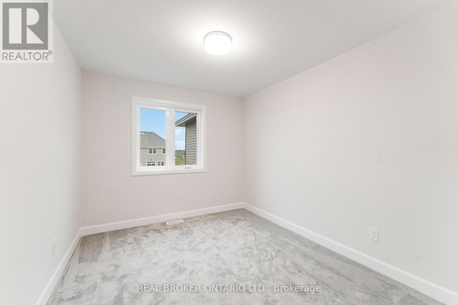 744 Maverick Crescent, Ottawa, Ontario  K2S 2X1 - Photo 17 - X12421494