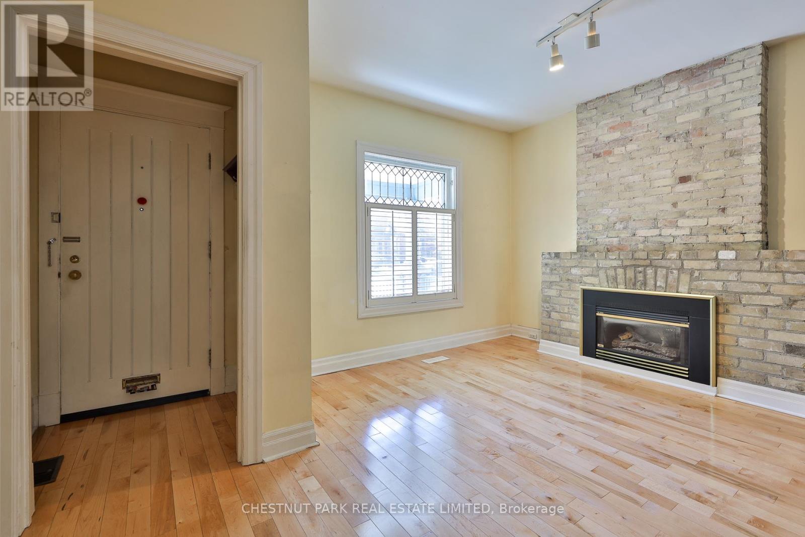 52 Craighurst Avenue, Toronto, Ontario  M4R 1J8 - Photo 10 - C12421269
