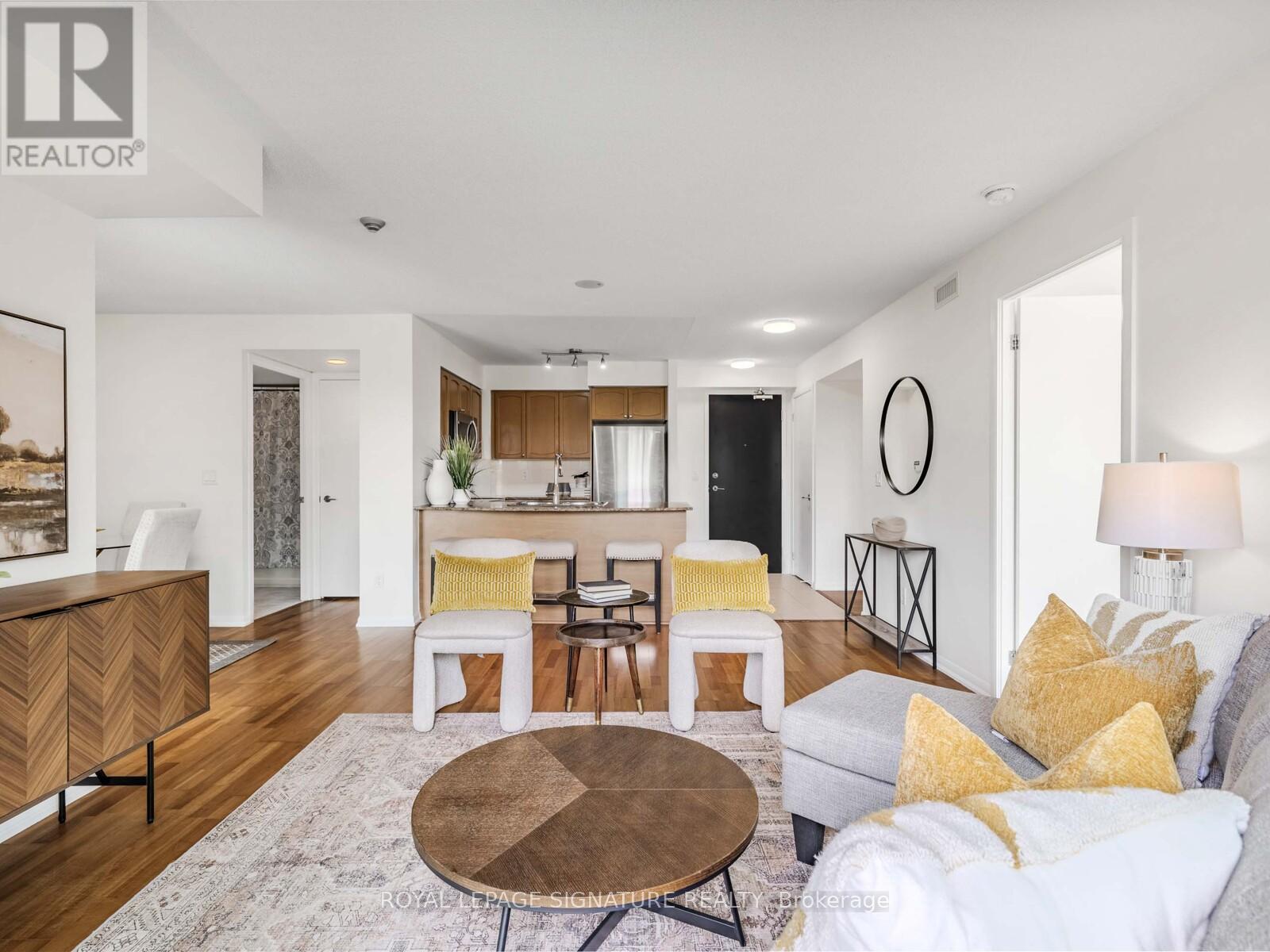 610 - 231 Fort York Boulevard, Toronto, Ontario  M5V 1B2 - Photo 4 - C12421326