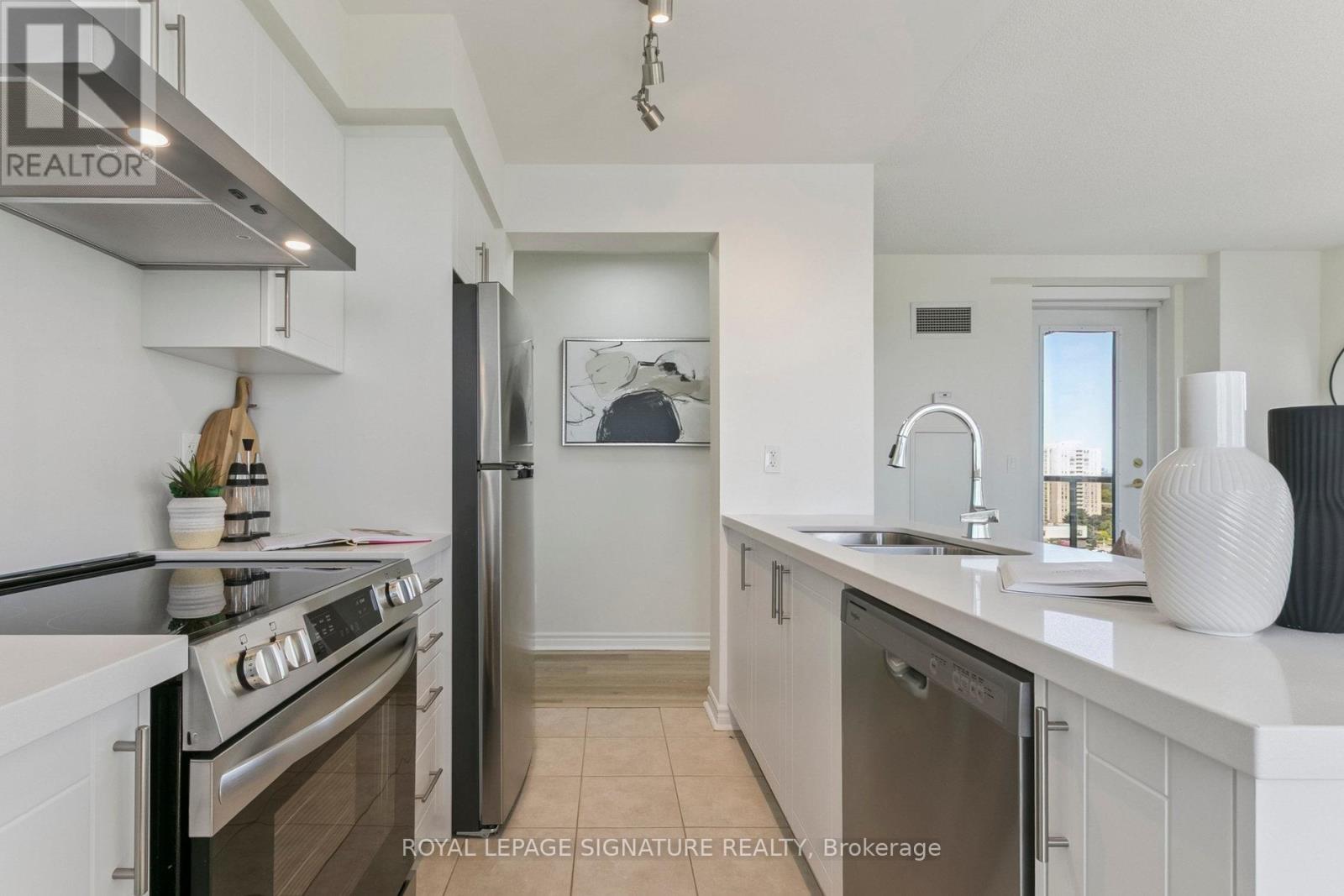 1307 - 18 Kenaston Gardens, Toronto, Ontario  M2K 3C7 - Photo 11 - C12421368