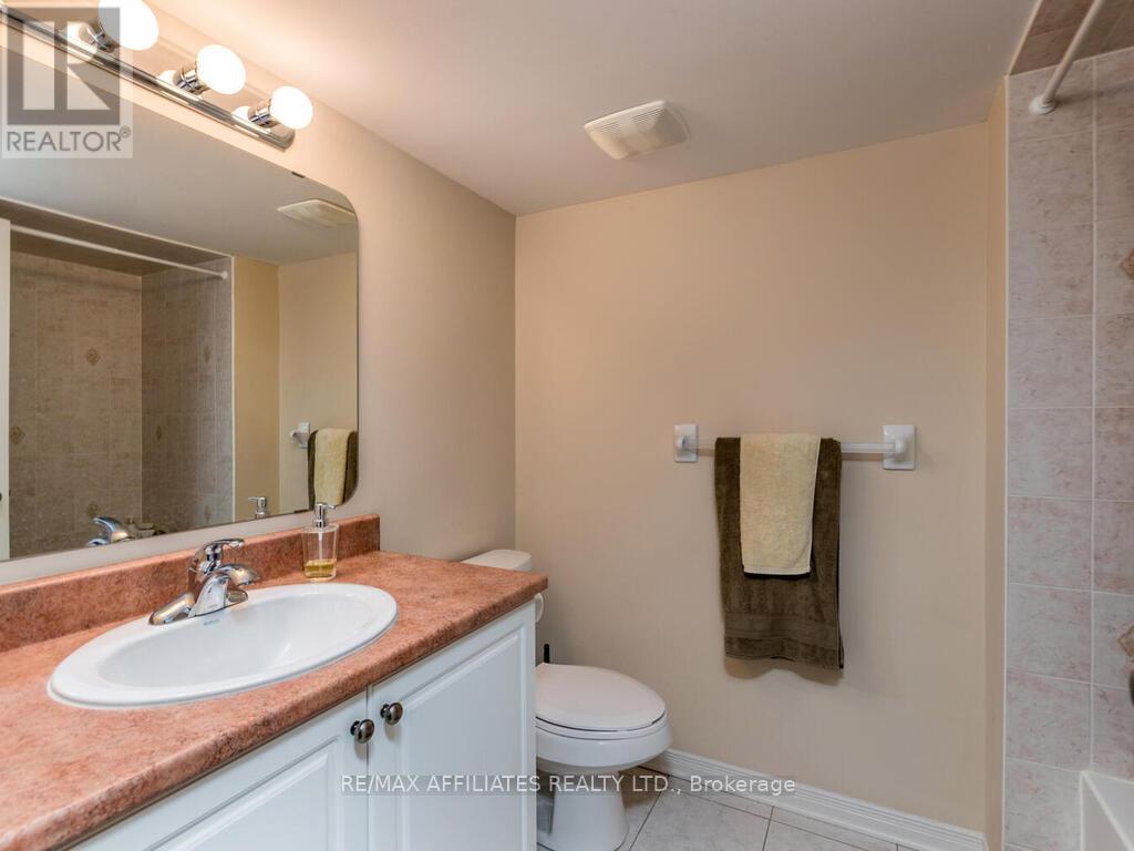 252 Badgeley Avenue, Ottawa, Ontario  K2T 0A7 - Photo 26 - X12315613