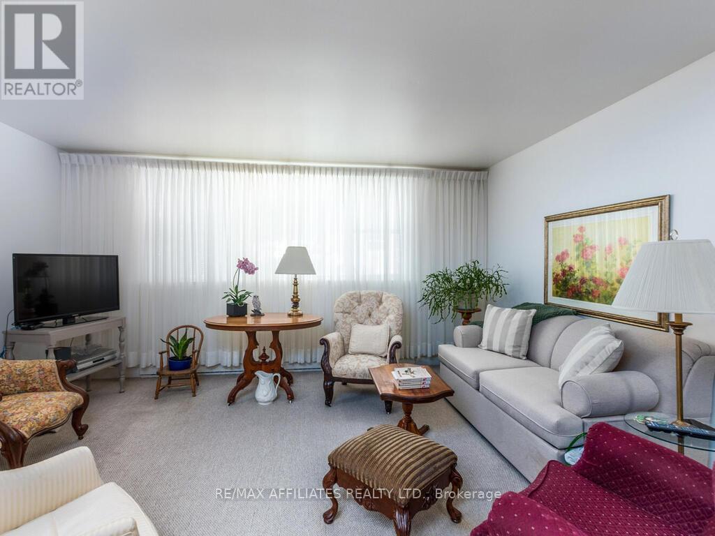 6-8 Market Square, Perth, Ontario  K7H 1V7 - Photo 10 - X12385439